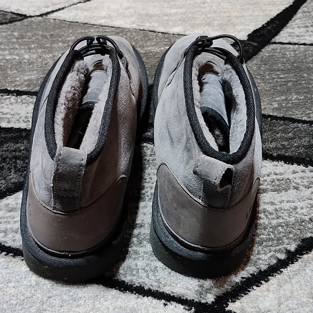 UGG NEUMEL GHILLIE GRAY SUEDE SHEEPSKIN ELASTIC LACES EMBOSSED LOGO SHOES
